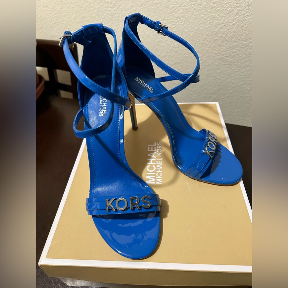 Authentic Michael Kors blue heels